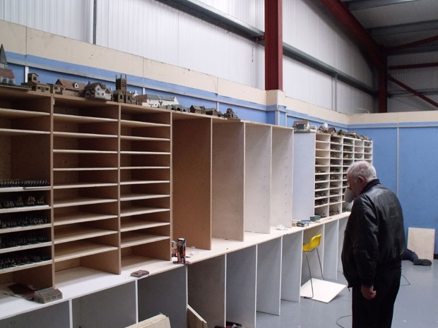 The other side of the shelving area.