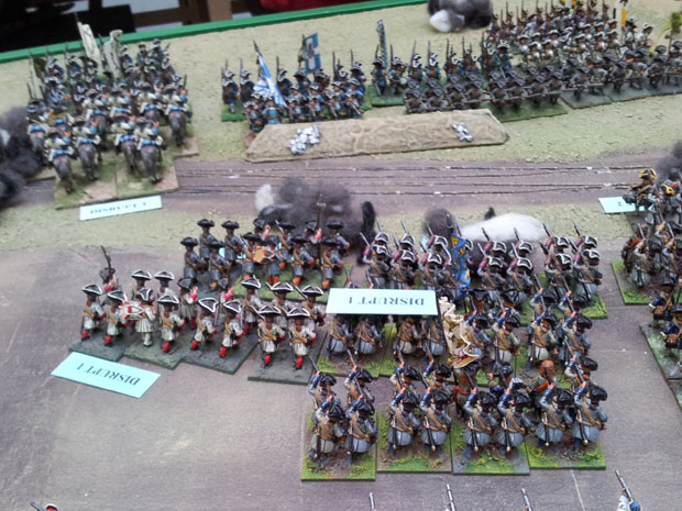 1-closing-the-centre The French in the centre begin to look to their rear.